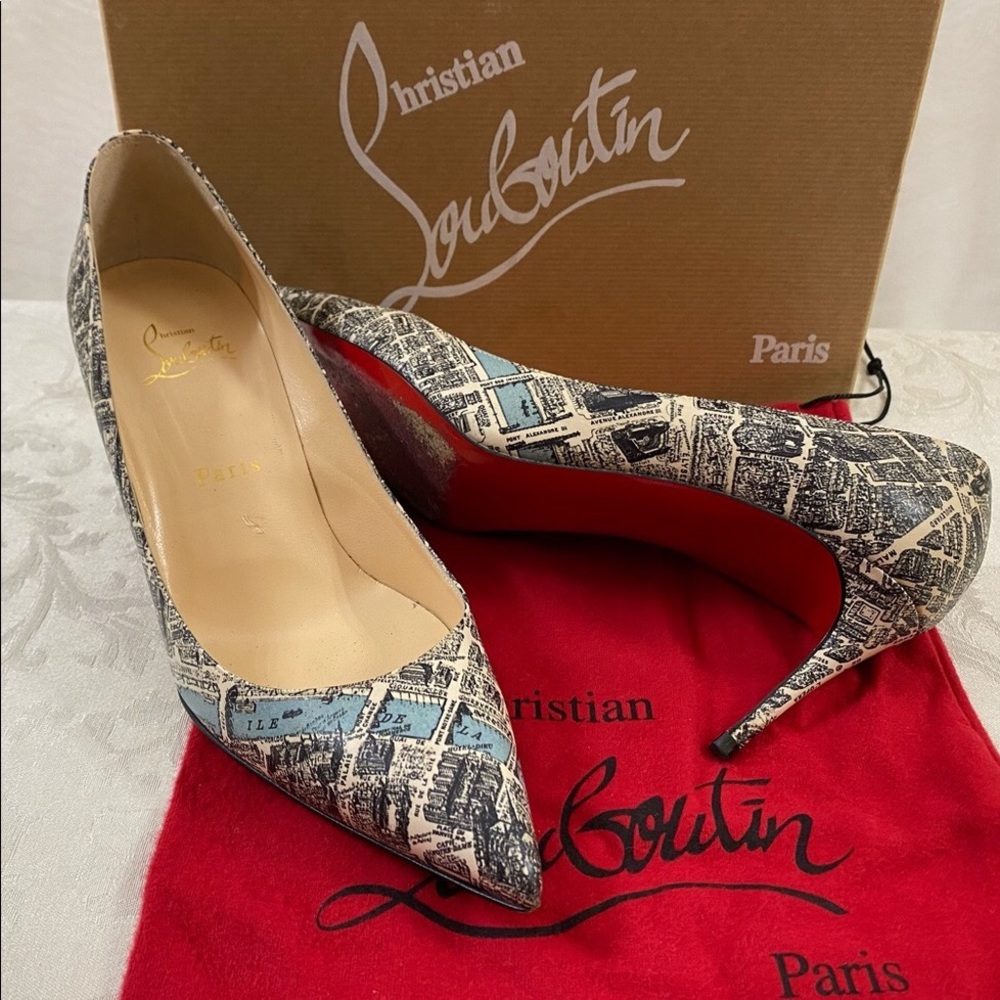 🆕Christian Louboutin Paris City Map pumps👠